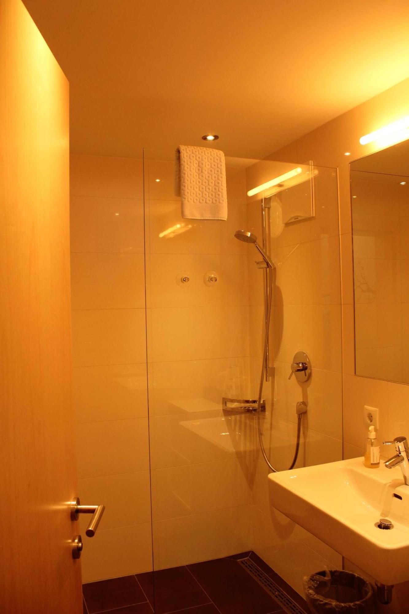 Valbella Bed & Breakfast Partenen Rom bilde